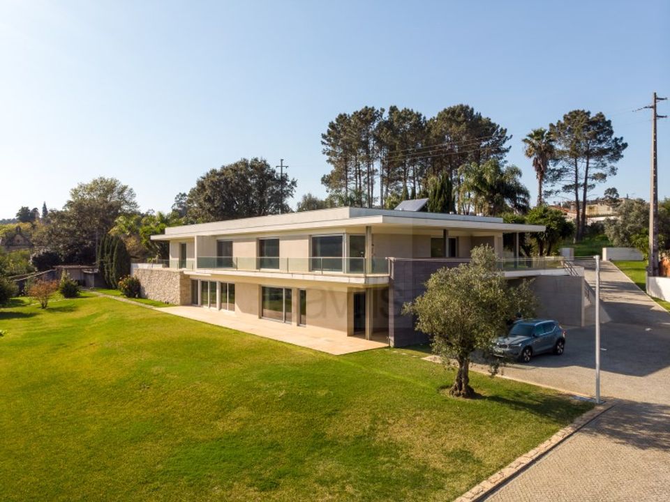 Villa i Oliveira de Azemeis, Aveiro - foto 1
