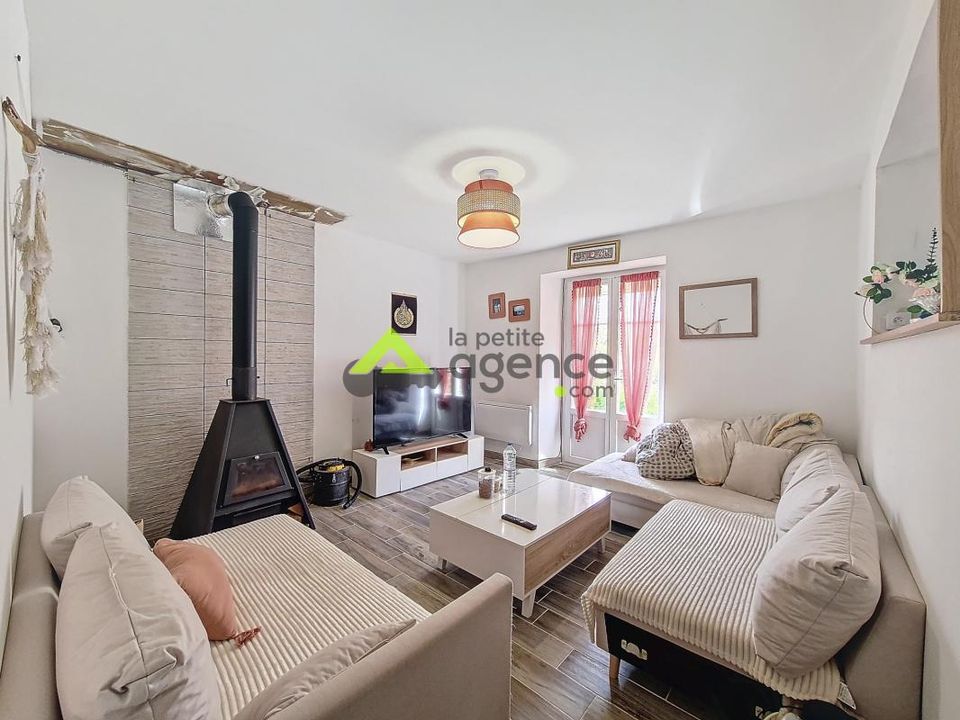 Landsbyhus i La Chapelle-Taillefert, Creuse - foto 1