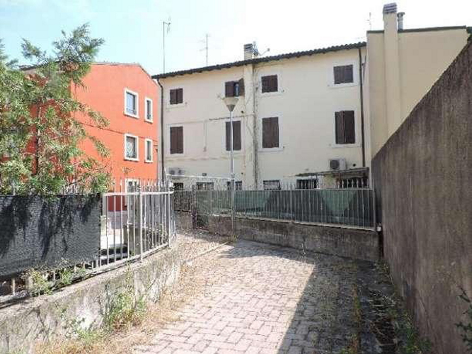 Erhvervsejendom i San Giovanni Lupatoto, Verona - foto 4