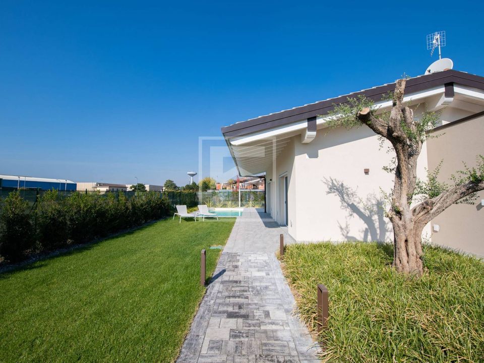 Villa i Lonato del Garda, Brescia - foto 3