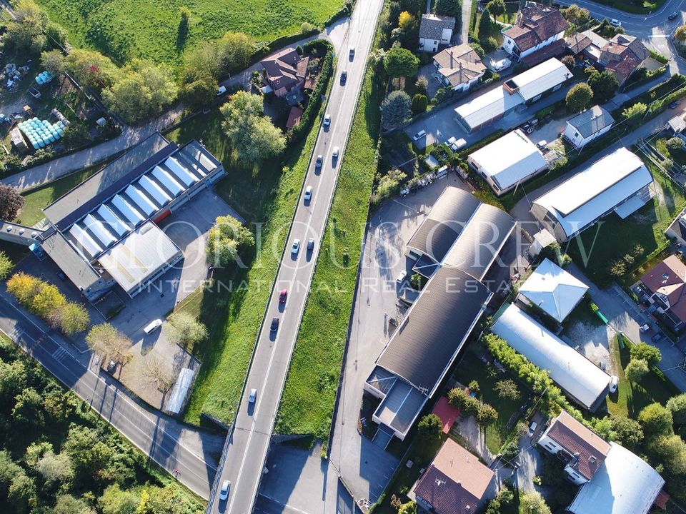 Erhvervsejendom i Erba, Como - foto 3