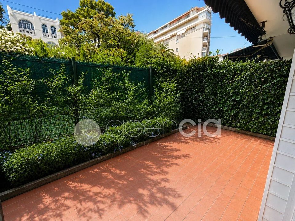 Lejlighed i Antibes, Alpes-Maritimes - foto 1