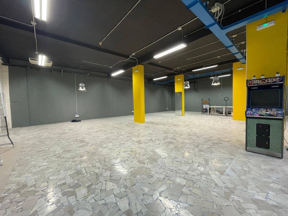 Erhvervsejendom i Casagiove, Caserta - foto 1