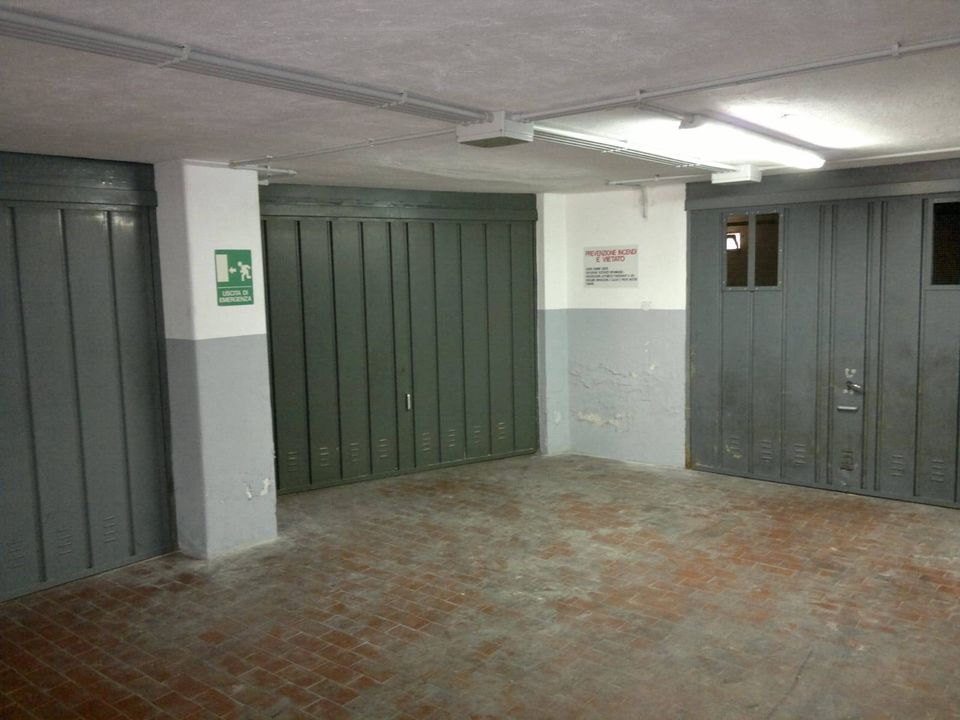 Parkeringsplads i Albenga, Savona - foto 2