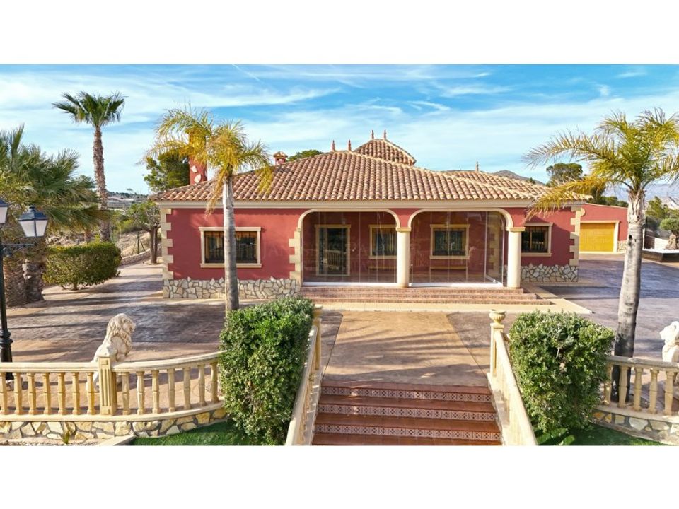 Villa i Novelda, Alicante - foto 1