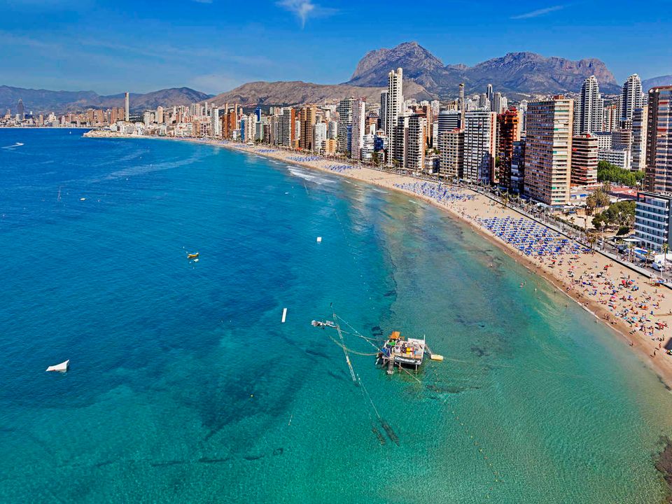 Helårsgrund i Benidorm, Alicante - foto 2