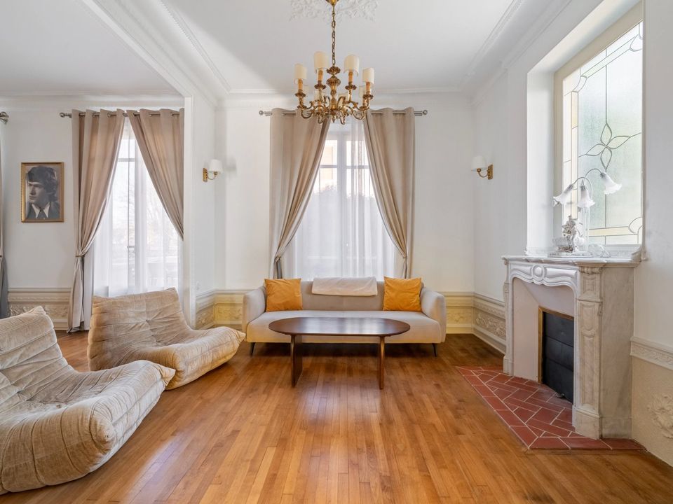 Villa i Saint-Maur-des-Fossés, Val-de-Marne - foto 1