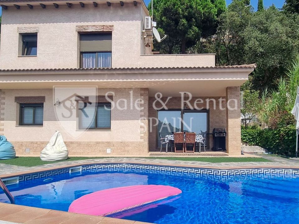 Villa i Lloret De Mar, Gerona - foto 1