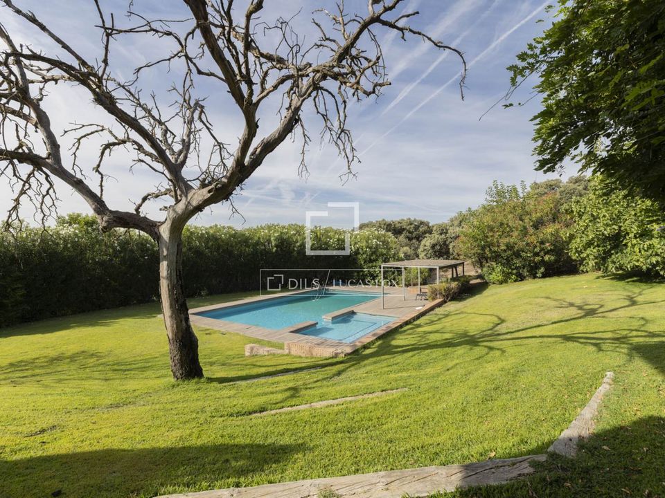 Helårsgrund i Boadilla Del Monte, Madrid - foto 3