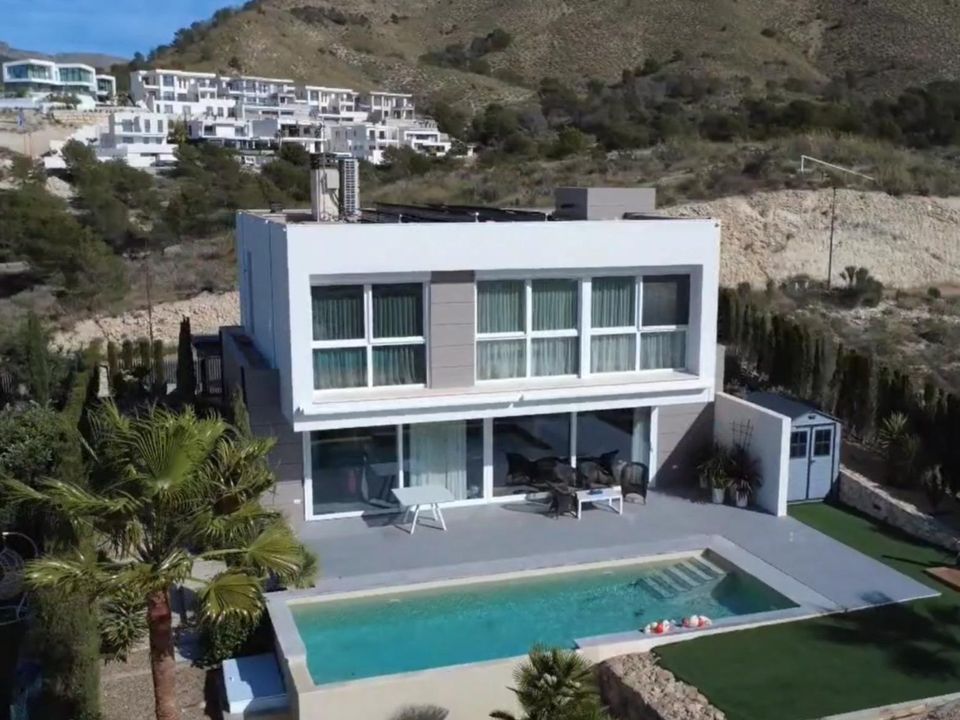 Villa i Finestrat, Alicante - foto 1
