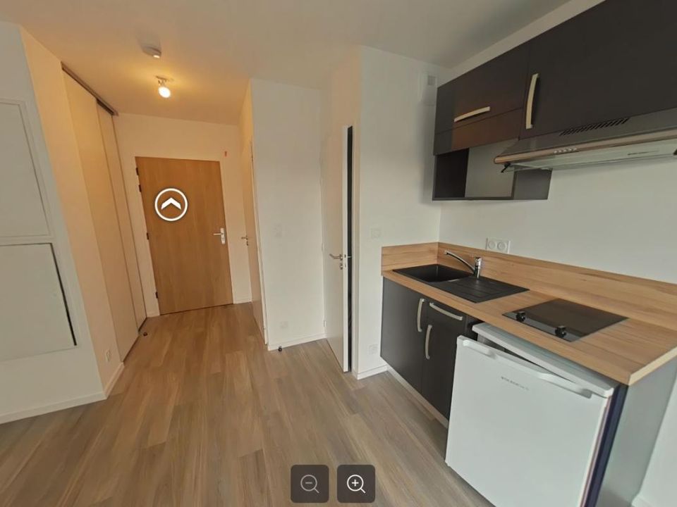 Apartment in Cholet, Maine-et-Loire - photo 2