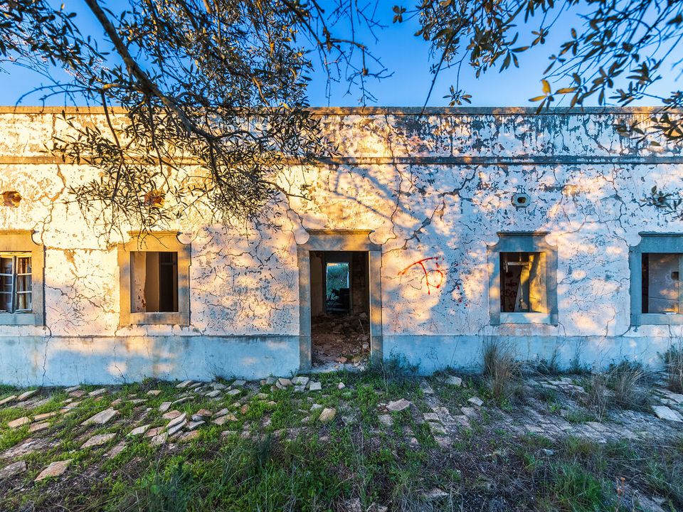 Helårsgrund i Santa Barbara de Nexe, Faro - foto 1