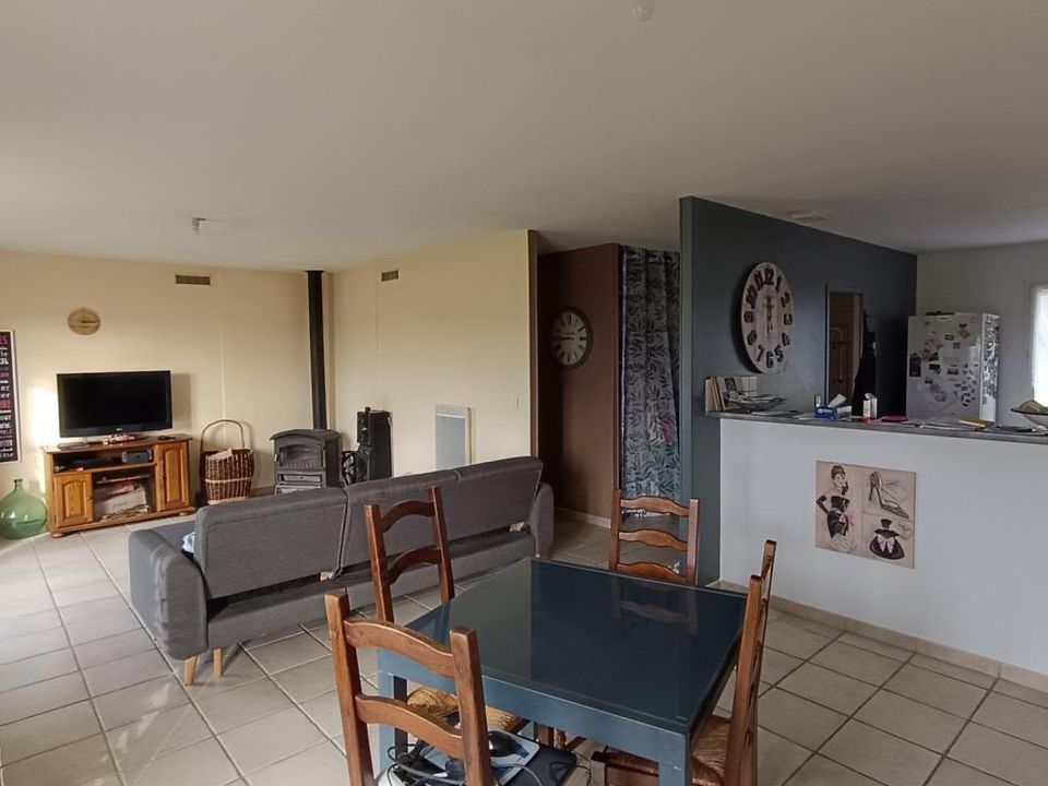 Villa en Saint-Ciers-Du-Taillon, Charente-Maritime - foto 3