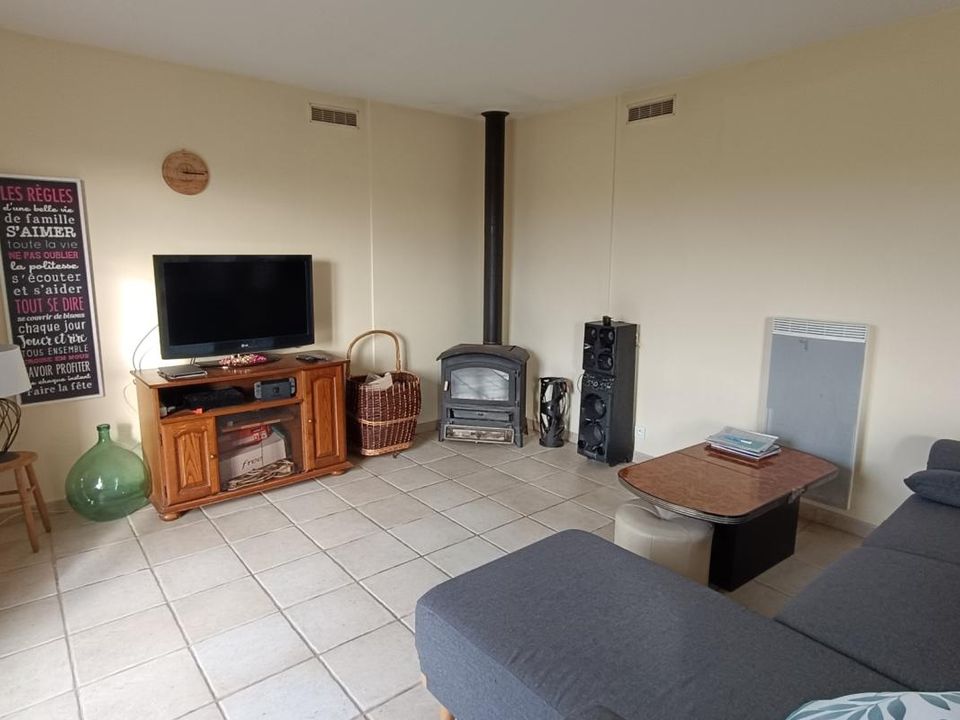 Villa en Saint-Ciers-Du-Taillon, Charente-Maritime - foto 4