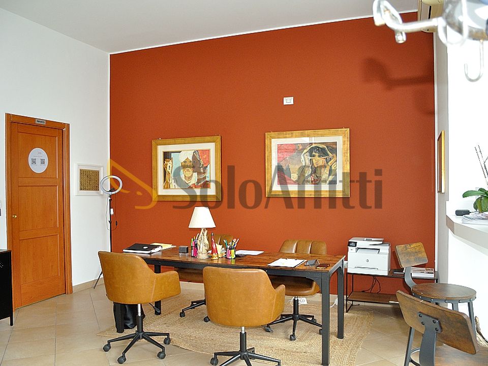 Erhvervsejendom i Settimo Torinese, Turin - foto 2