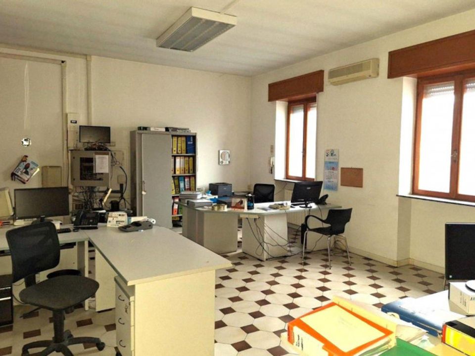 Erhvervsejendom i Alta Val Tidone, Piacenza - foto 3