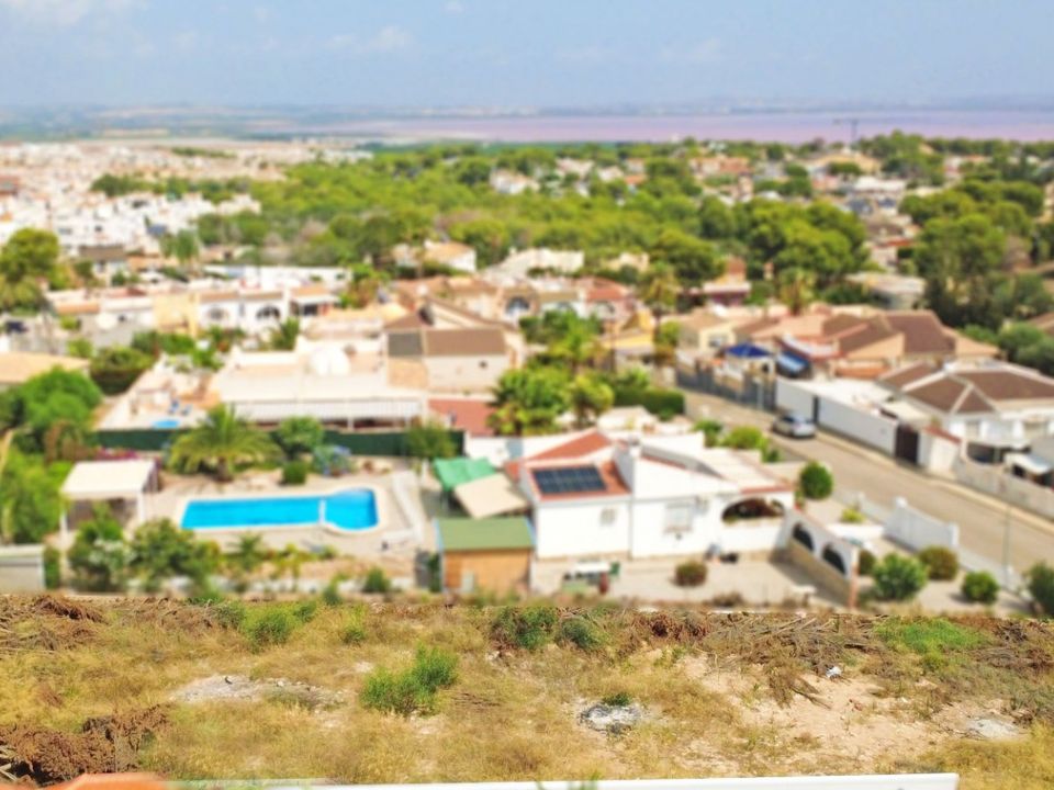 Helårsgrund i Torrevieja, Alicante - foto 4