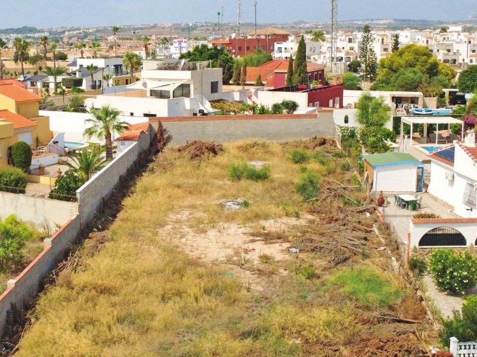 Helårsgrund i Torrevieja, Alicante - foto 5