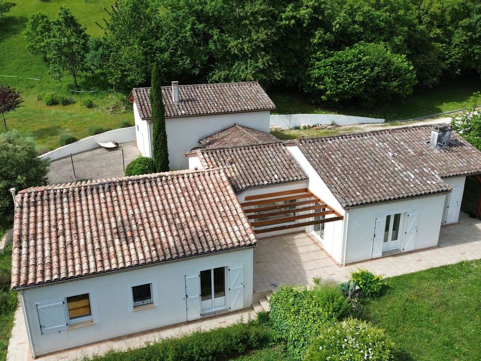 Villa en Villeneuve-sur-Lot, Lot-et-Garonne - foto 2