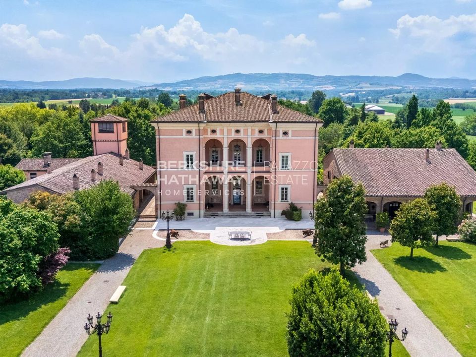Landhaus in Gazzola, Piacenza - Foto 1