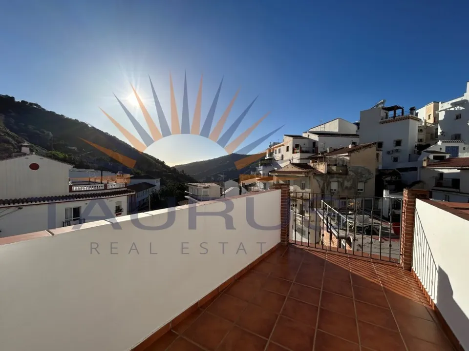 Landsbyhus i Sayalonga, Malaga - foto 1
