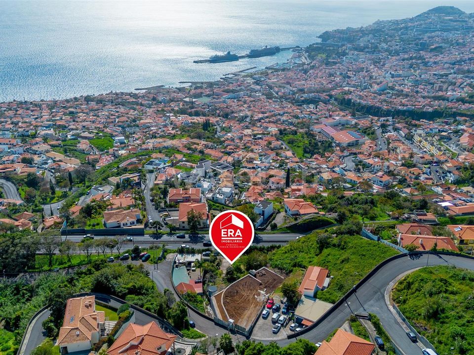 Helårsgrund i Funchal, Madeira - foto 1