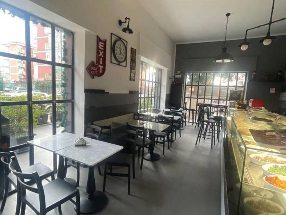 Propriedade comercial em San Giorgio a Cremano, Naples - foto 4