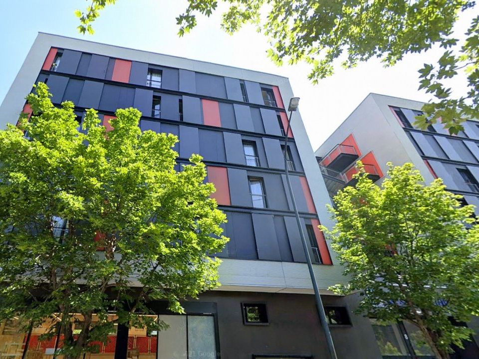 Erhvervsejendom i Asnières-sur-Seine, Hauts-de-Seine - foto 1