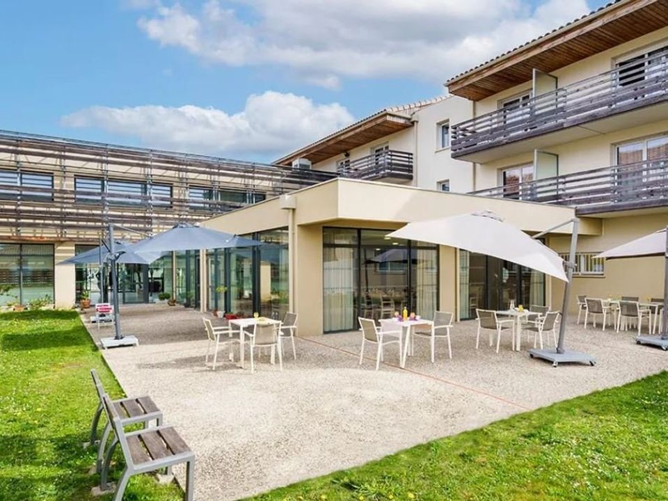 Erhvervsejendom i Tarbes, Hautes-Pyrenees - foto 1