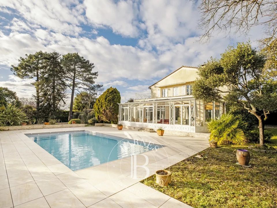 Villa i Carignan-de-Bordeaux, Gironde - foto 1
