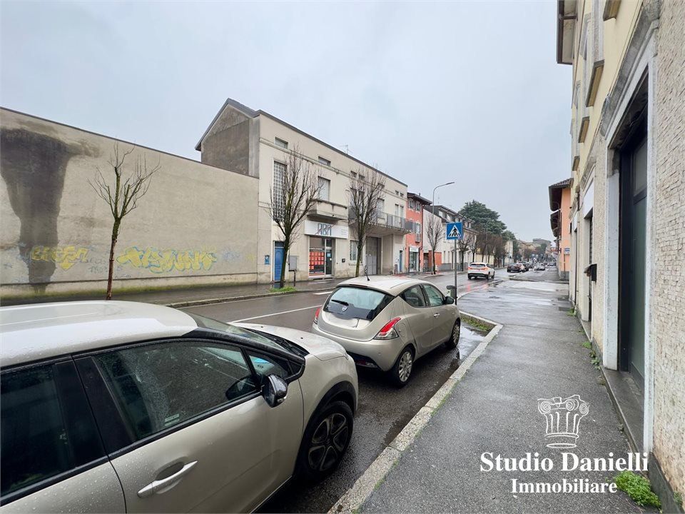 Erhvervsejendom i Seregno, Monza and Brianza - foto 2