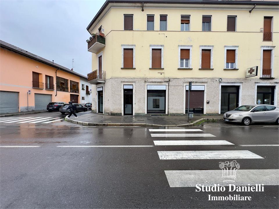 Erhvervsejendom i Seregno, Monza and Brianza - foto 2
