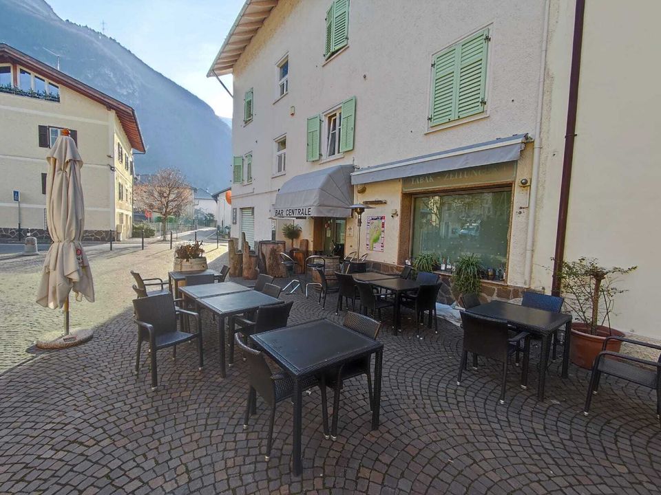 Erhvervsejendom i Egna, South Tyrol - foto 1