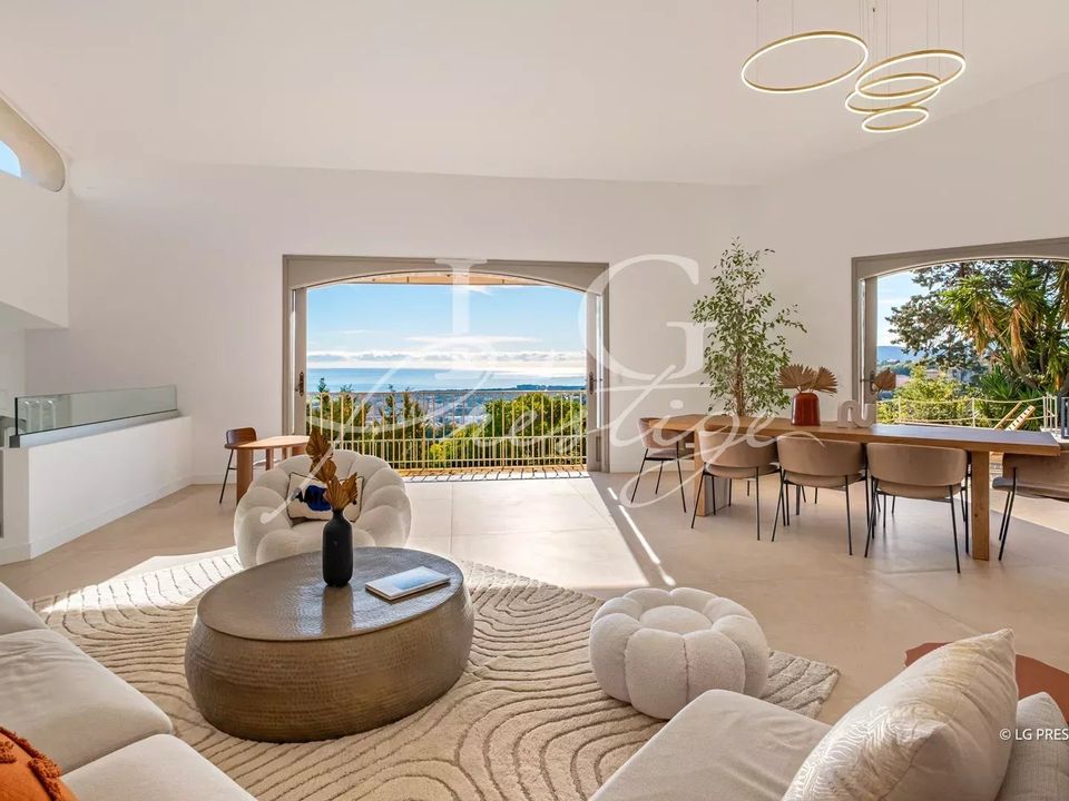 Villa i Mandelieu-la-Napoule, Alpes-Maritimes - foto 1