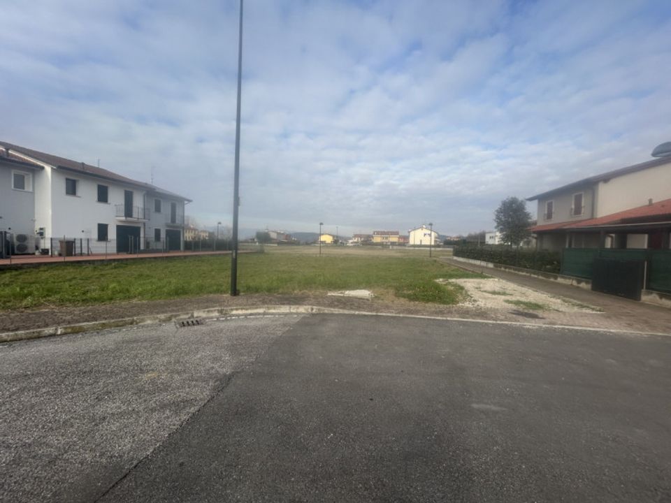 Helårsgrund i Albettone, Vicenza - foto 3