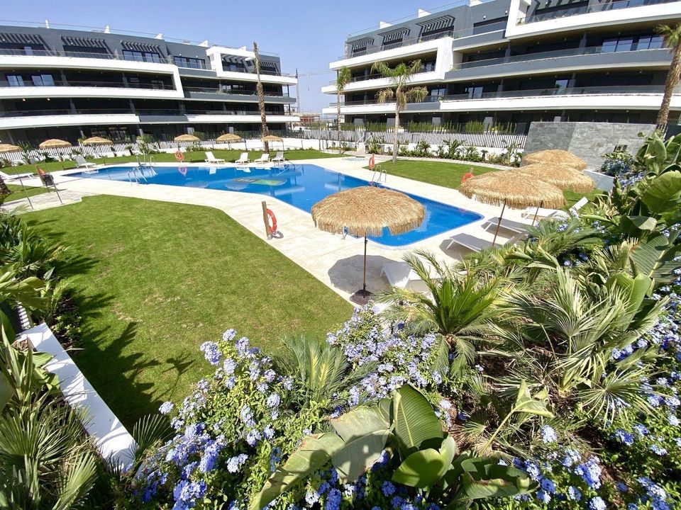 Lejlighed i Torrevieja, Alicante - foto 1