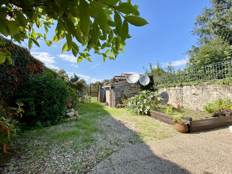 Villa a Oradour-Saint-Genest, Haute-Vienne - foto 2