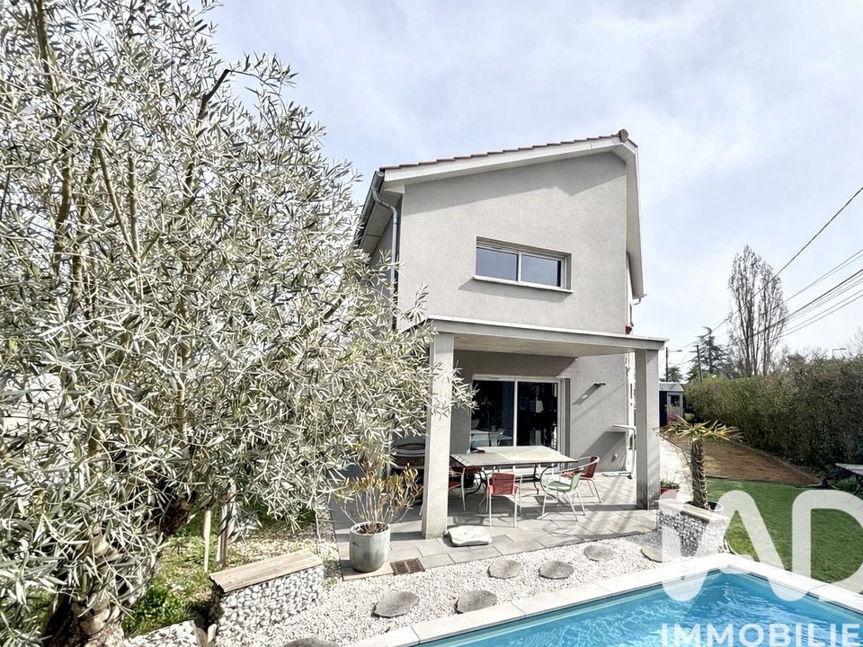 Villa i Grézieu-la-Varenne, Rhone - bilde 1