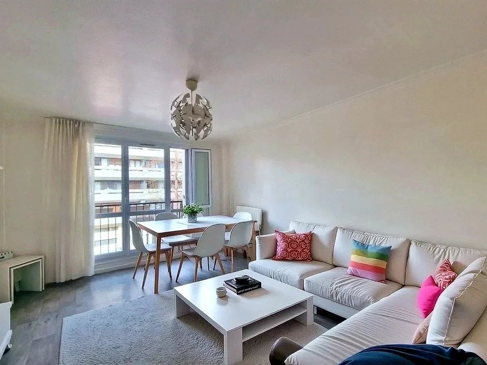 Lejlighed i Noisy-le-Sec, Seine-Saint-Denis - foto 1