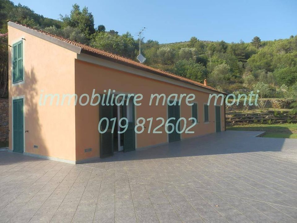 Villa i Spotorno, Savona - foto 1