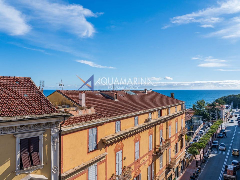 Apartamento en Imperia, Imperia - foto 2