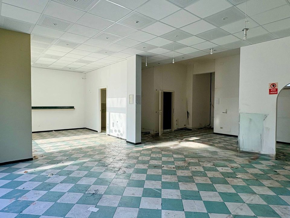 Erhvervsejendom i Montemarciano, Ancona - foto 1