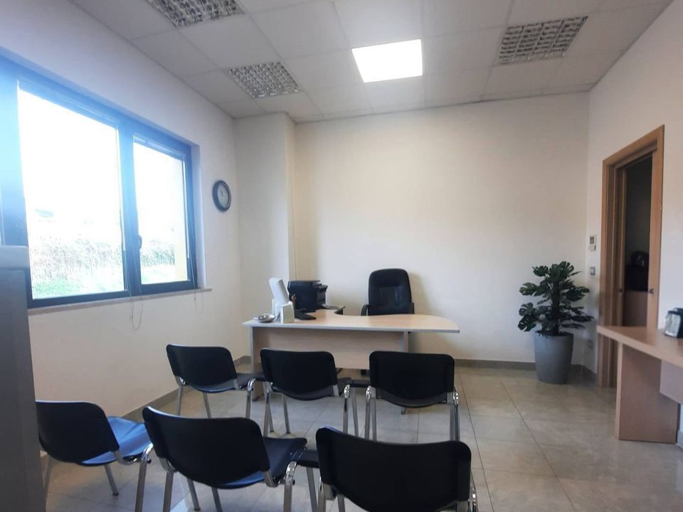 Erhvervsejendom i Grottammare, Ascoli Piceno - foto 2