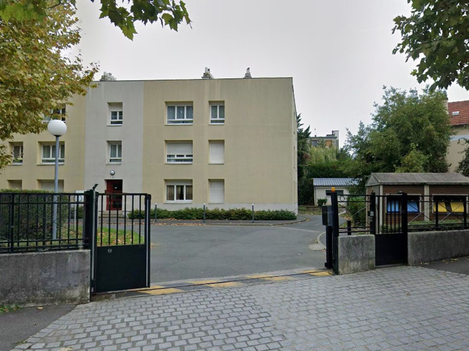 Lejlighed i L'Hay-les-Roses, Val-de-Marne - foto 1