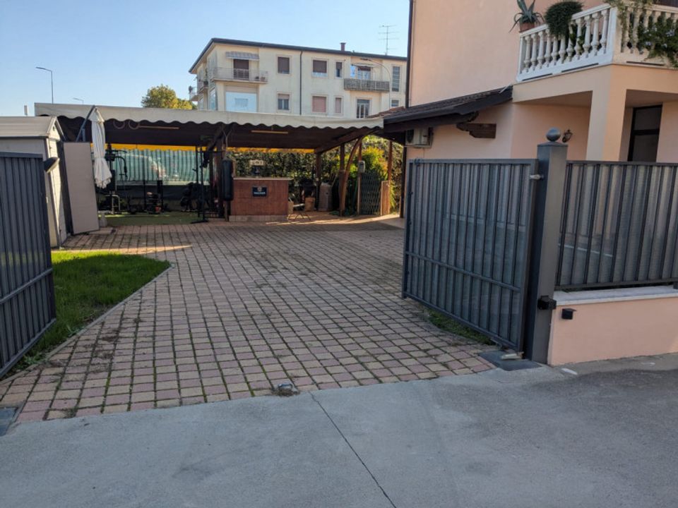 Lejlighed i Rezzato, Brescia - foto 1