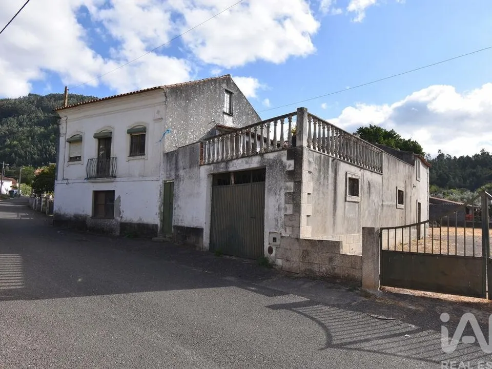 Casa unifamiliar a Miranda do Corvo, Coimbra - foto 1