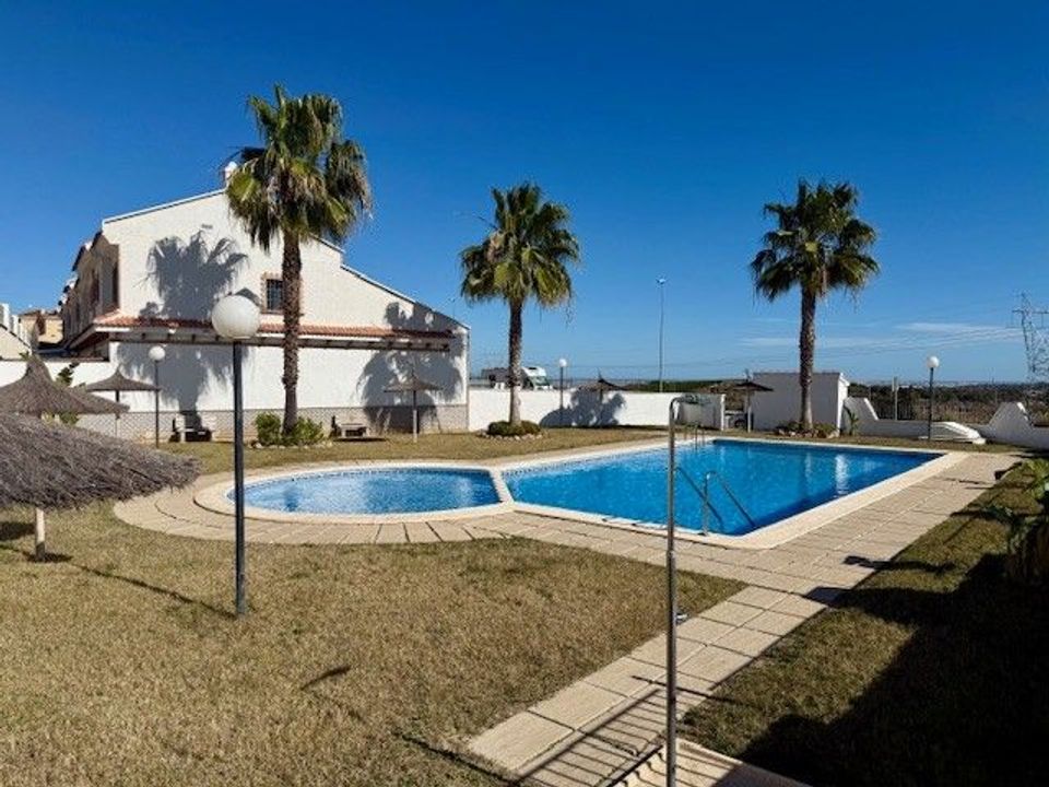 Villa i San Miguel De Salinas, Alicante - foto 2