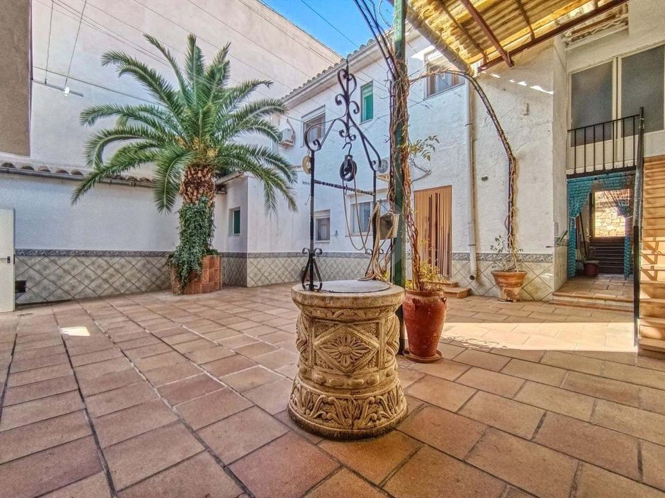 Erhvervsejendom i Ciudad Real, Ciudad Real - foto 1