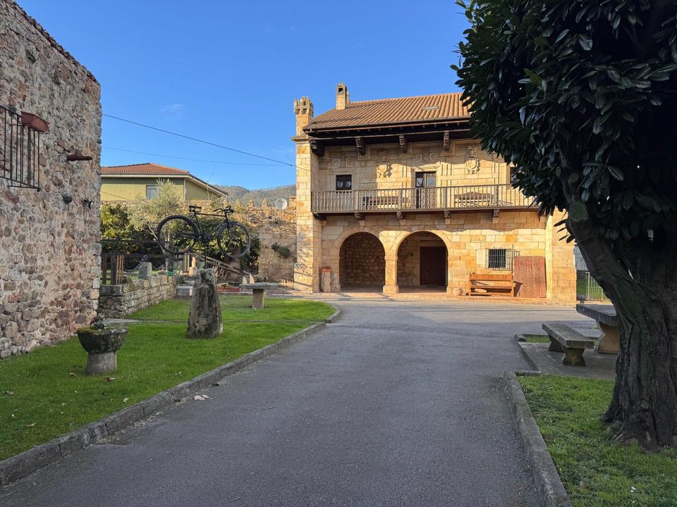 Villa i Los Corrales De Buelna, Cantabria - foto 4