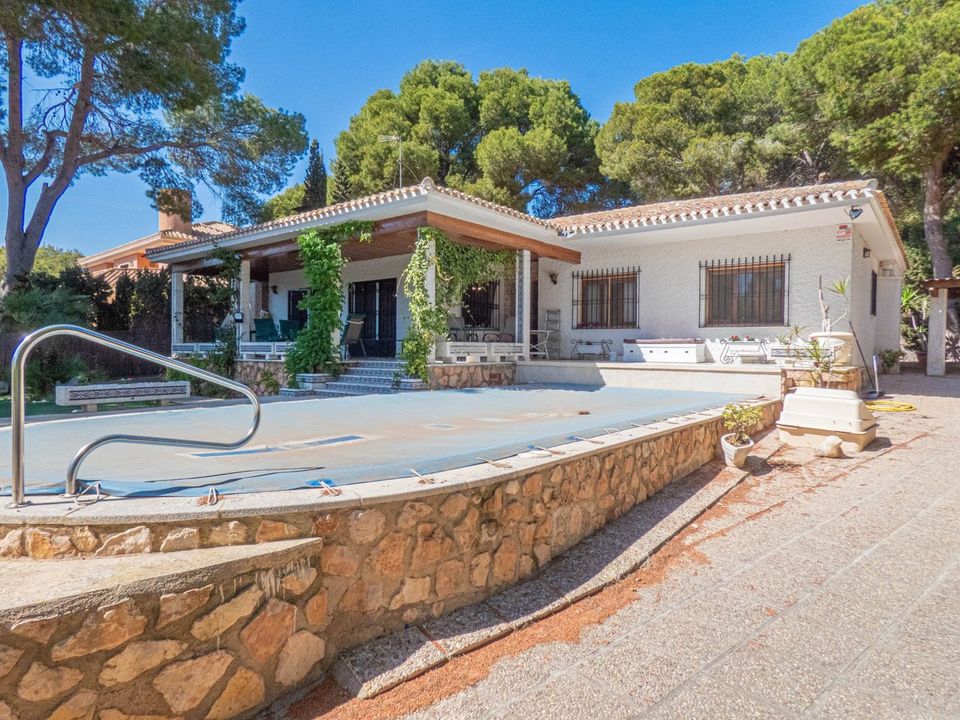 Villa i Dehesa De Campoamor, Alicante - foto 1
